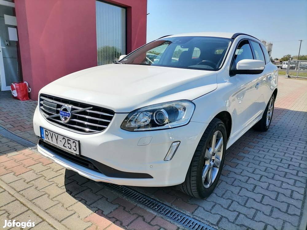 Volvo XC60 2.4 D [D5] Momentum